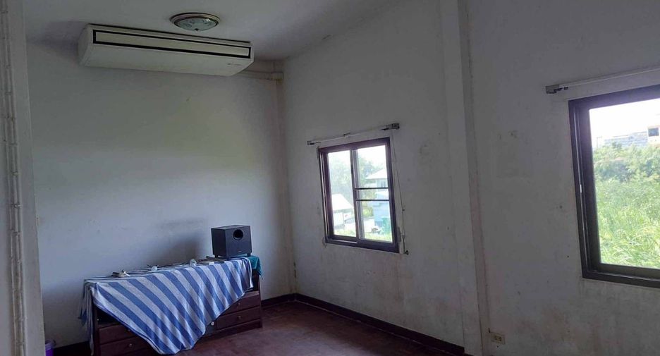 À vendre 4 chambres maison à Lat Krabang, Bangkok