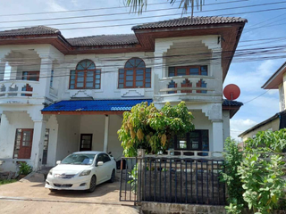 À vendre 4 chambres maison à Lat Krabang, Bangkok