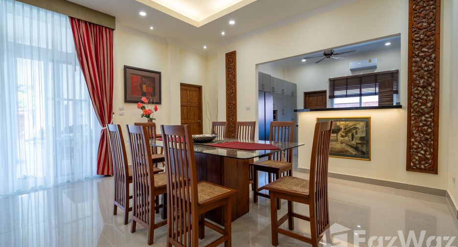 For rent 6 bedrooms villa in Huay Yai, Pattaya