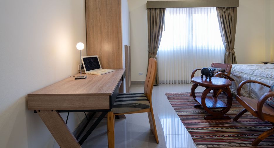 For rent 6 bedrooms villa in Huay Yai, Pattaya