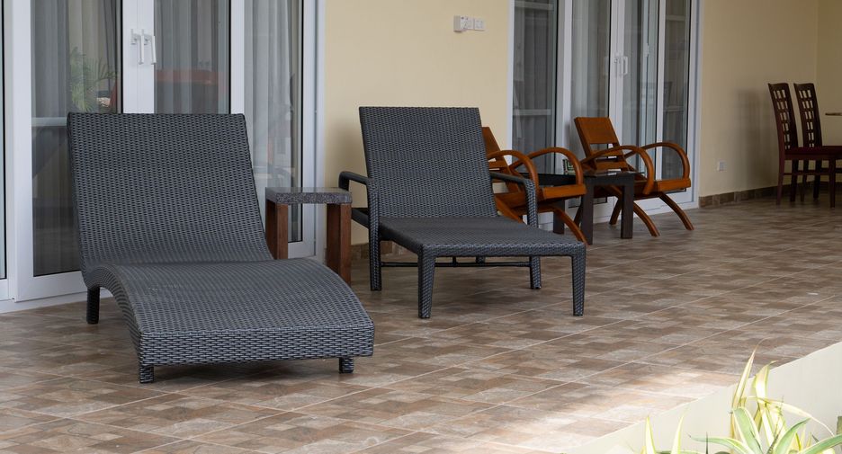For rent 6 bedrooms villa in Huay Yai, Pattaya
