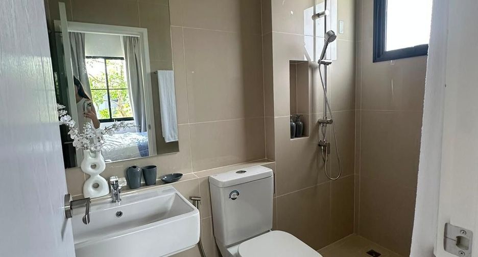 For rent 4 bedrooms house in Mueang Phuket, Phuket