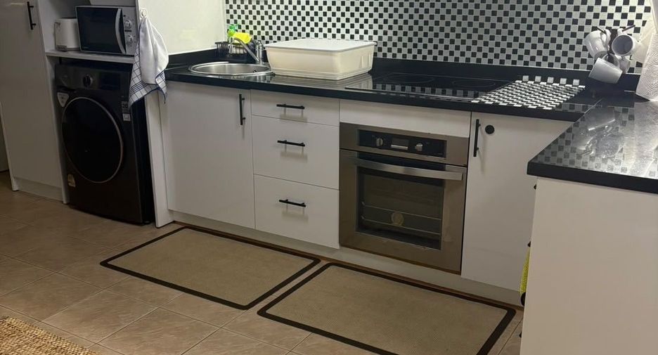 Condo en alquiler de 2 habitaciones en Bang Lamung, Chonburi