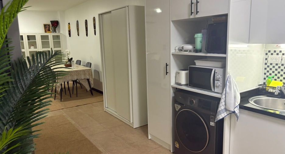 Condo en alquiler de 2 habitaciones en Bang Lamung, Chonburi