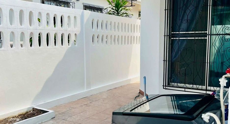 For rent 3 bedrooms house in Bang Lamung, Chonburi