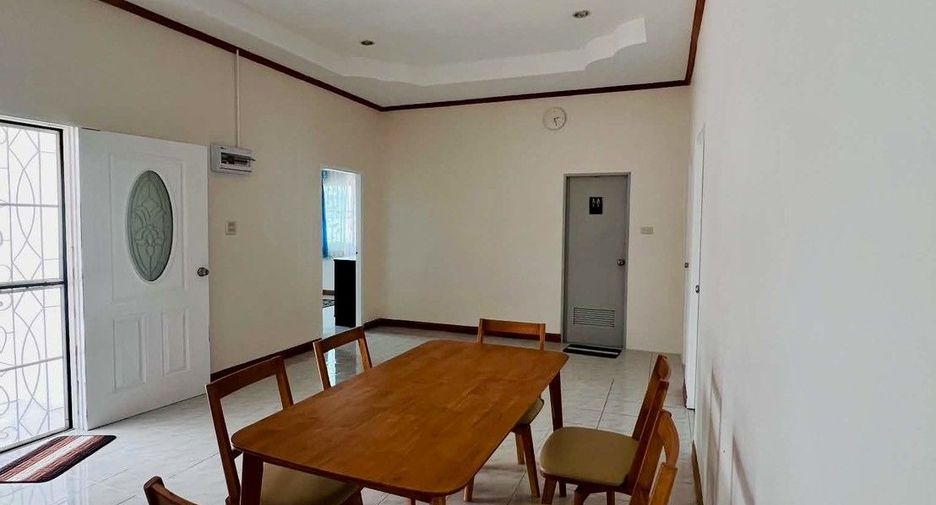 For rent 3 bedrooms house in Bang Lamung, Chonburi