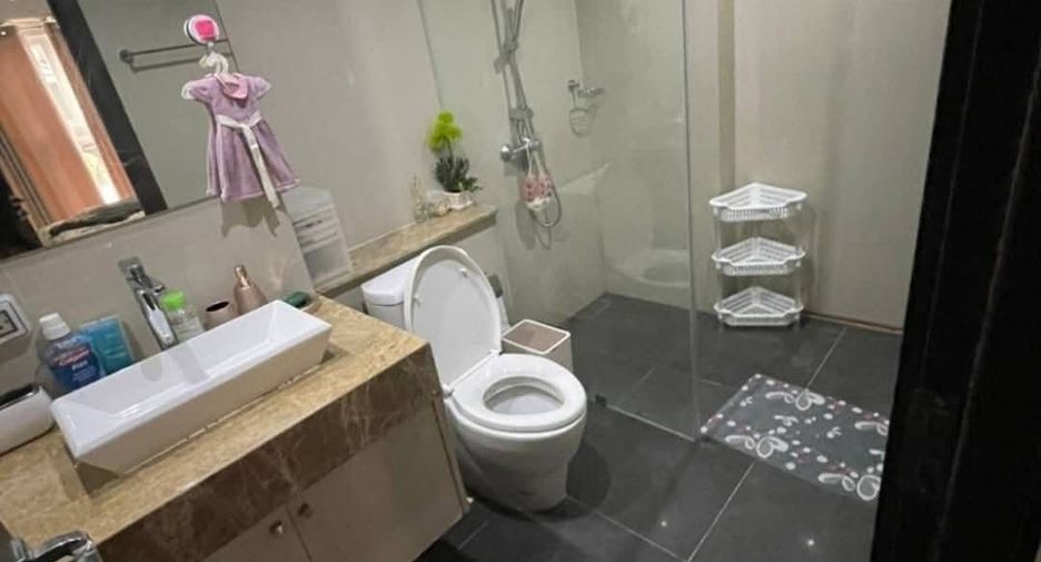 For rent 2 bedrooms condo in Bang Lamung, Chonburi