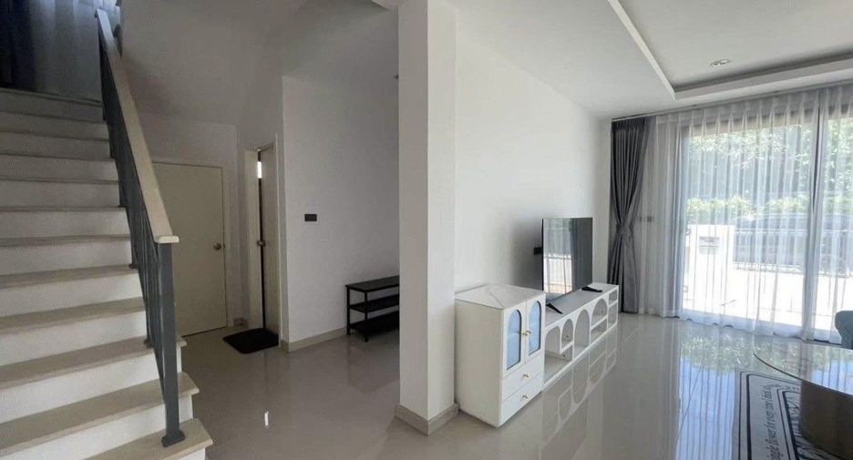 For rent 3 bedrooms house in Bang Lamung, Chonburi