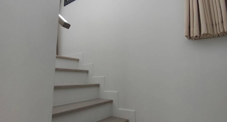 For rent 4 bedrooms house in Hang Dong, Chiang Mai