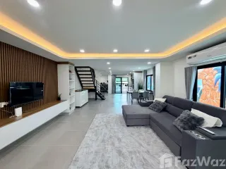 Villa en venta de 4 habitaciones en Hua Hin, Prachuap Khiri Khan