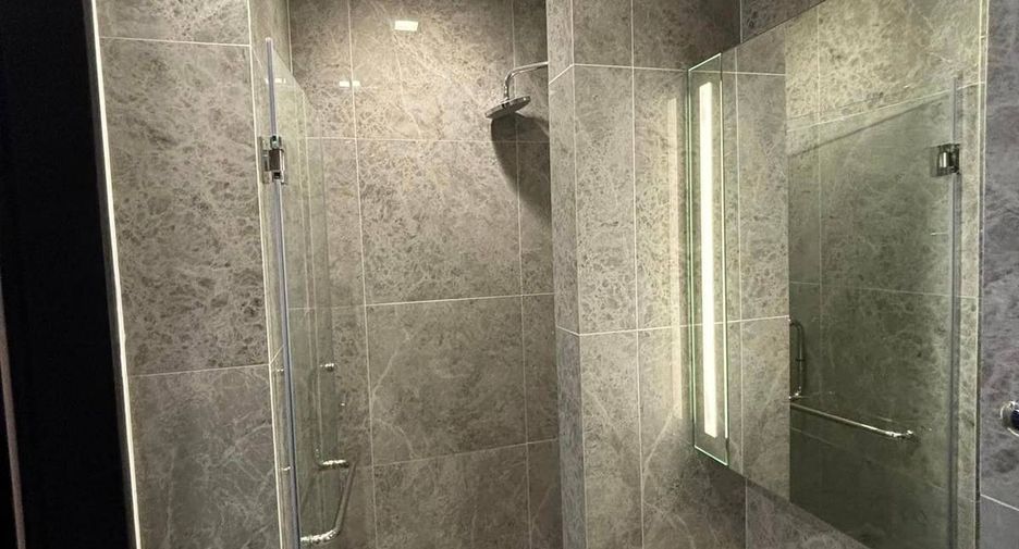 For rent 1 bed condo in Phaya Thai, Bangkok