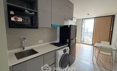 Condo en alquiler de 2 habitaciones en Bang Na, Bangkok