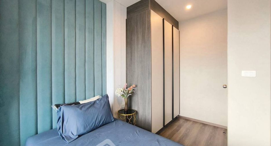 Condo en alquiler de 2 habitaciones en Huai Khwang, Bangkok