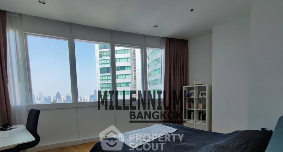 For sale 2 bedrooms condo in Khlong Toei, Bangkok