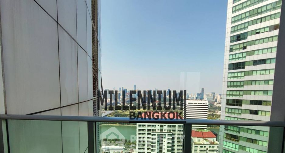 For sale 2 bedrooms condo in Khlong Toei, Bangkok