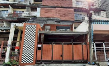 出租 和 出售 5 卧室 独立屋 在 Suan Luang, 曼谷
