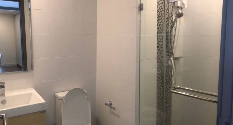 For rent and for sale 2 bedrooms condo in Phaya Thai, Bangkok