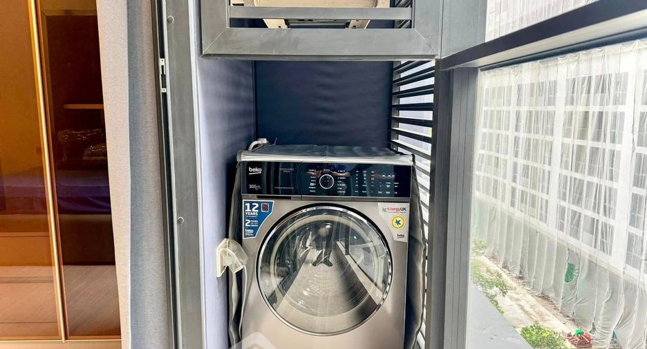 For rent and for sale 1 bed condo in Huai Khwang, Bangkok