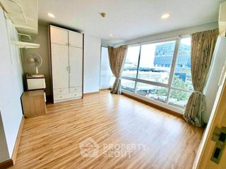 For sale 2 ベッドルーム condo in Bang Na, Bangkok