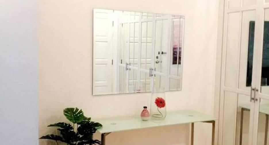 For sale 2 bedrooms condo in Yan Nawa, Bangkok
