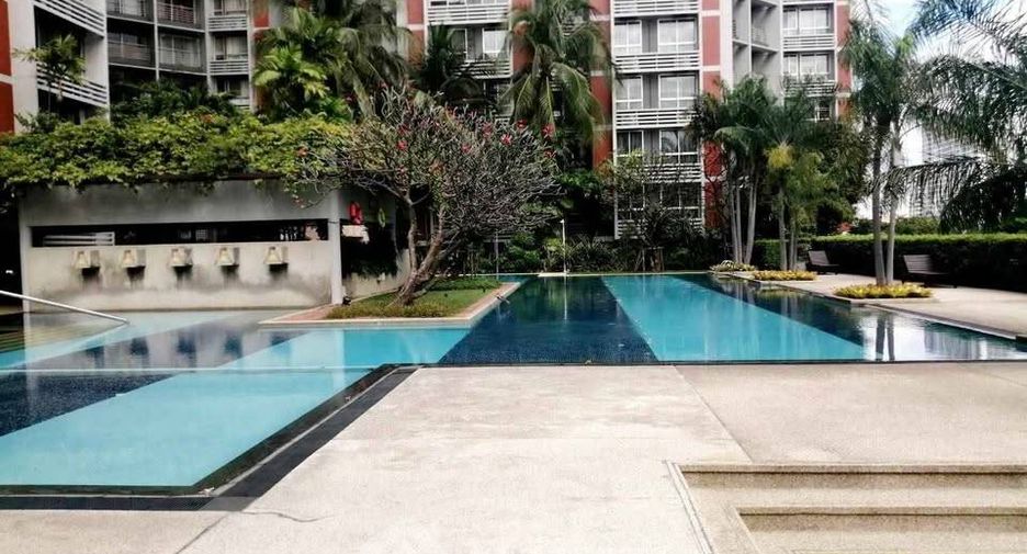For sale 2 bedrooms condo in Yan Nawa, Bangkok