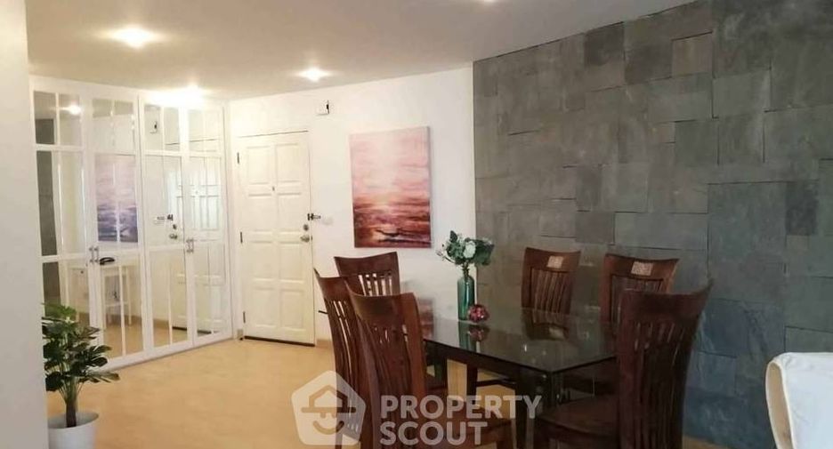For sale 2 bedrooms condo in Yan Nawa, Bangkok
