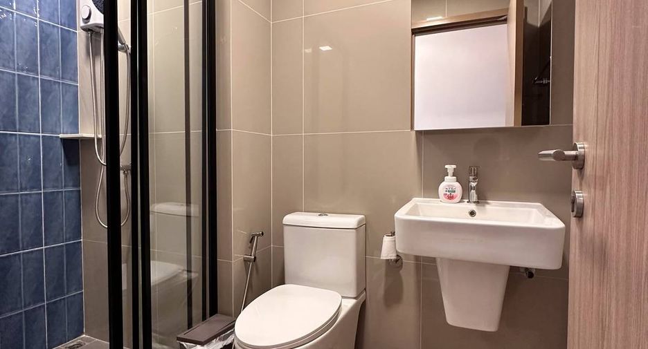 For sale 2 bedrooms condo in Watthana, Bangkok