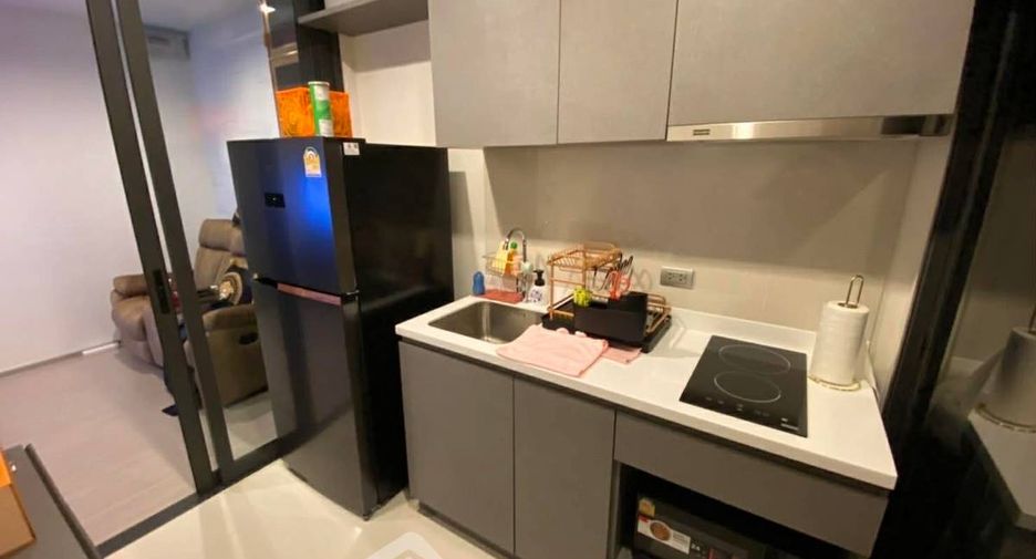 For sale 1 bed condo in Huai Khwang, Bangkok