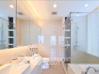 For sale 3 bedrooms condo in Bang Kho Laem, Bangkok