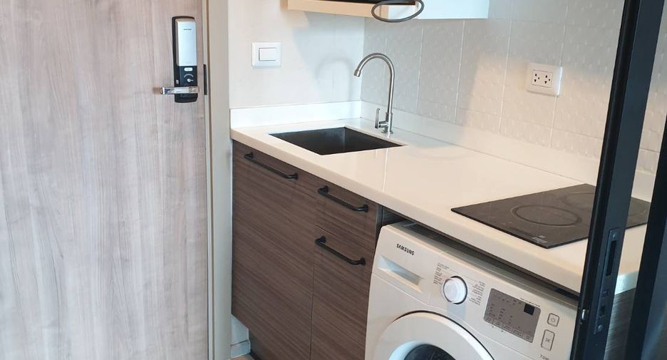 For sale 1 bed condo in Huai Khwang, Bangkok