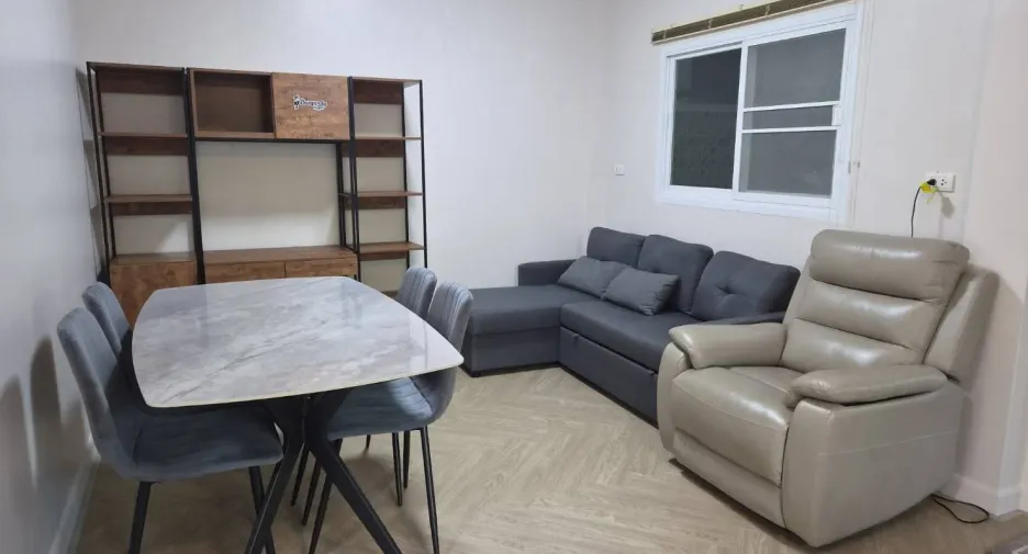 For rent 3 bedrooms townhouse in Mueang Phuket, Phuket