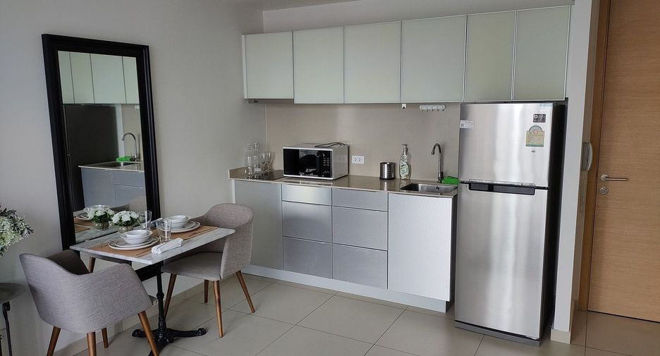 For sale 1 Beds condo in Khlong Toei, Bangkok