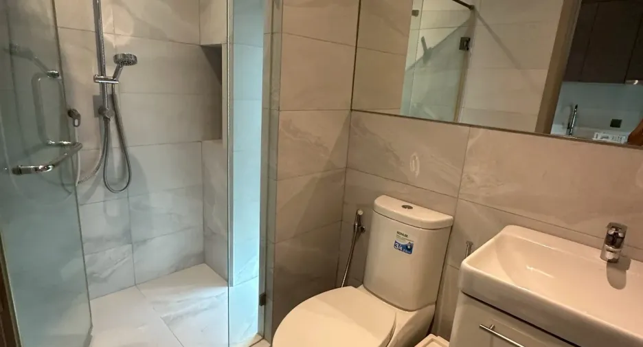For sale studio condo in Watthana, Bangkok