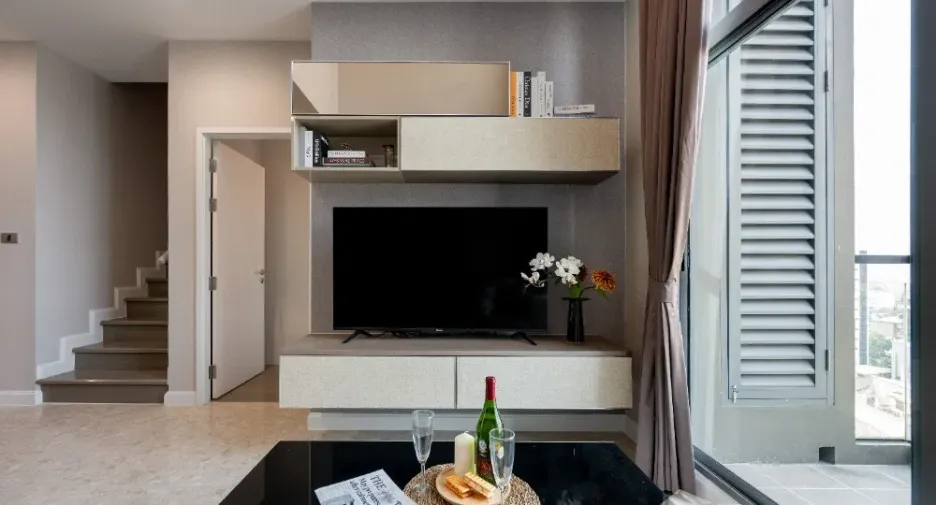À vendre 2 chambres condo à Khlong Toei, Bangkok