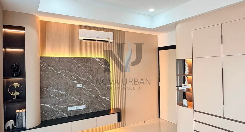 For sale 3 ベッドルーム townhouse in Jomtien, Pattaya