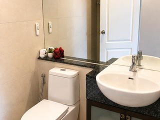 For sale studio condo in Khlong San, Bangkok