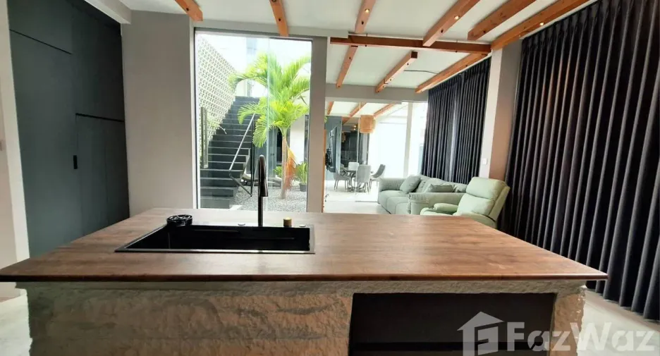 For rent 4 ベッドルーム villa in Hua Hin, Prachuap Khiri Khan