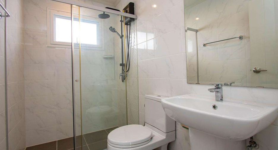 For rent 5 bedrooms house in Hang Dong, Chiang Mai