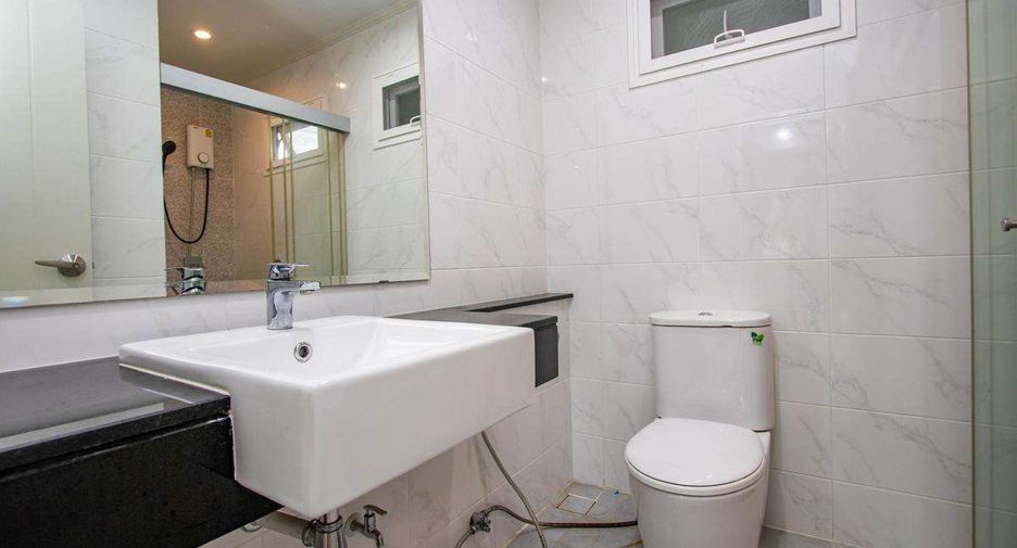For rent 5 bedrooms house in Hang Dong, Chiang Mai