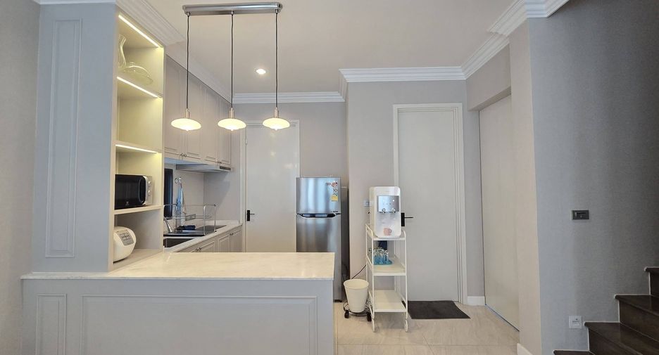 For rent 4 ベッドルーム townhouse in Prawet, Bangkok