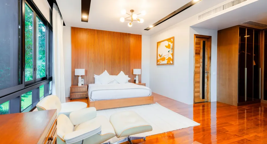 For sale 4 bedrooms villa in Mueang Phuket, Phuket