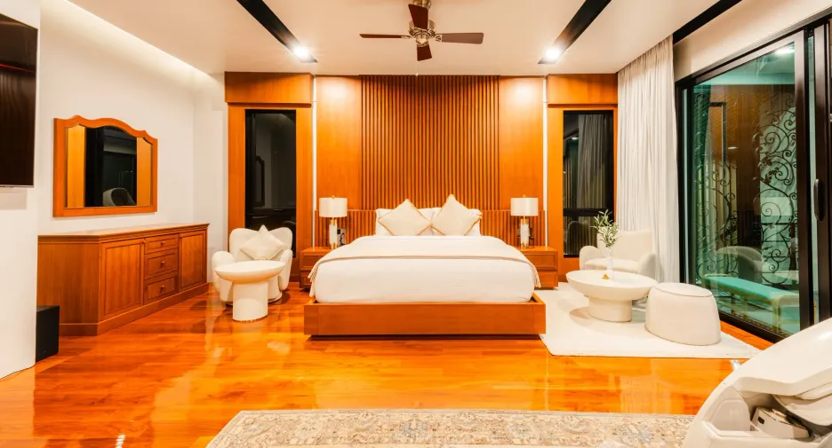 For sale 4 bedrooms villa in Mueang Phuket, Phuket