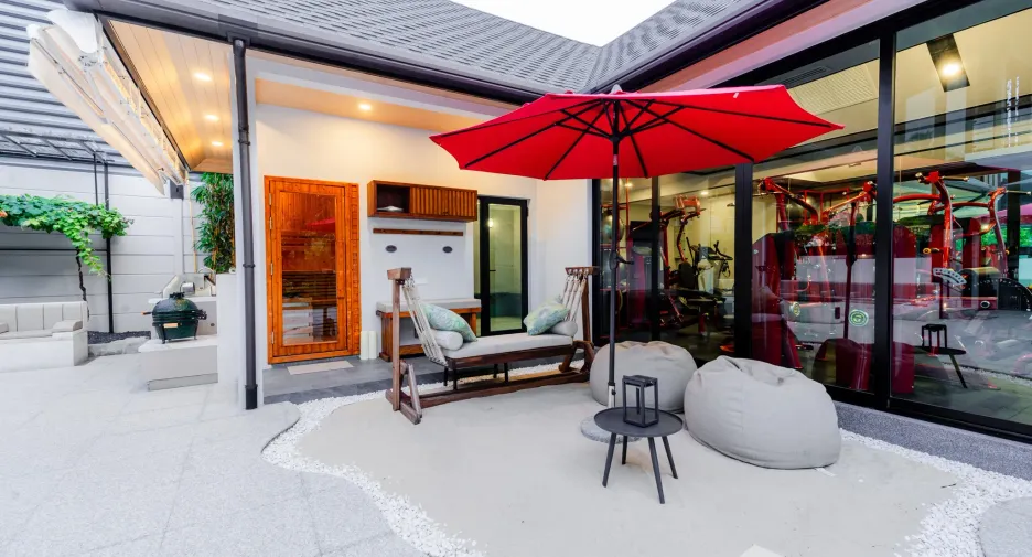 For sale 4 bedrooms villa in Mueang Phuket, Phuket