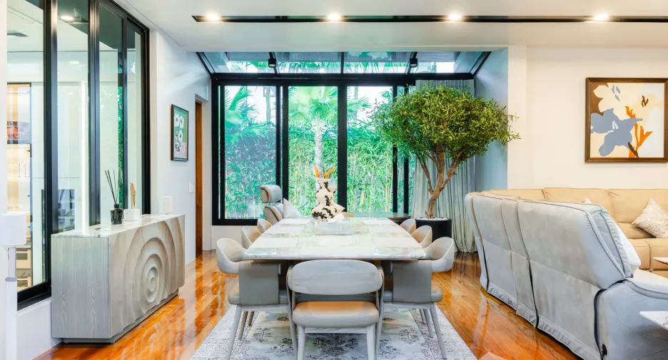 For sale 4 bedrooms villa in Mueang Phuket, Phuket