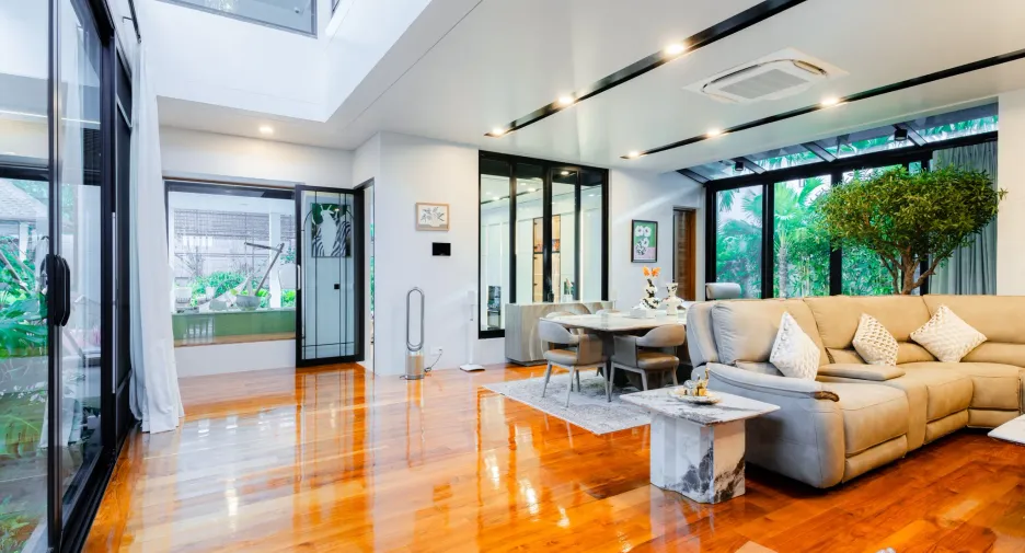 For sale 4 bedrooms villa in Mueang Phuket, Phuket