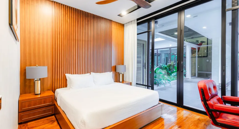 For sale 4 bedrooms villa in Mueang Phuket, Phuket