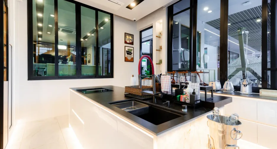 For sale 4 bedrooms villa in Mueang Phuket, Phuket