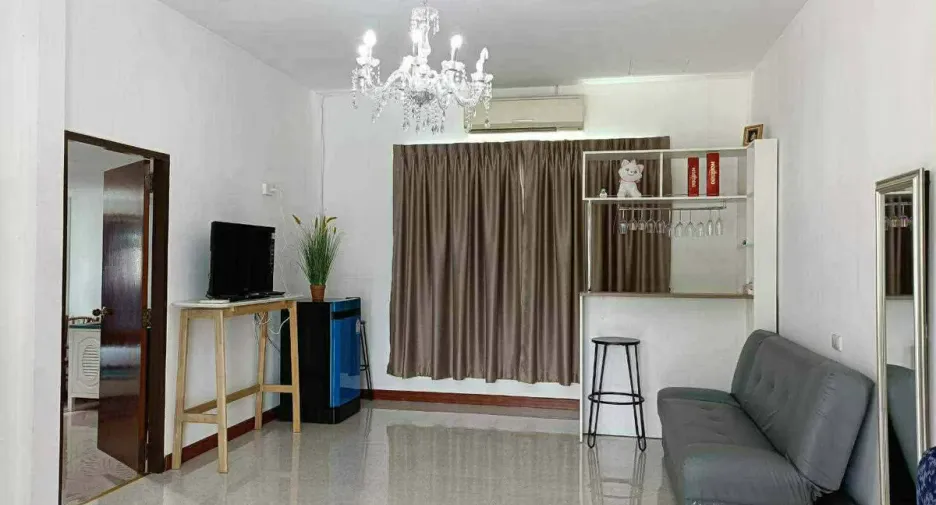 For rent and for sale 3 bedrooms house in Bang Lamung, Chonburi
