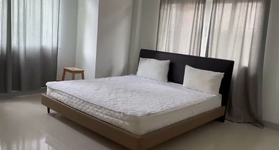Casa en alquiler de 3 habitaciones en Thalang, Phuket