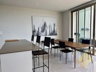 Condo en venta de 3 habitaciones en Bang Saray, Pattaya